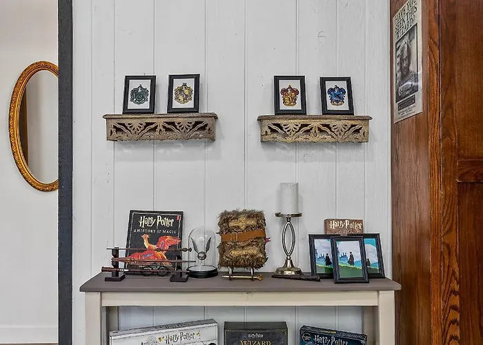 Holiday home Harry Potters Hideaway- Walking Distance To Golf Course, Food, Coffee, Shops, Ice Cream, Athletic Club And More! *
